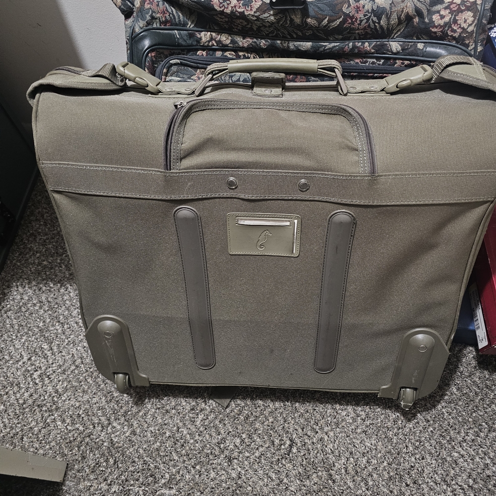 Khaki Men's Rolling Travel Bag